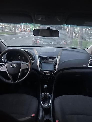 hyundai solyaris: Hyundai Solaris: 2014 г., 1.4 л, Механика, Бензин, Седан — 5