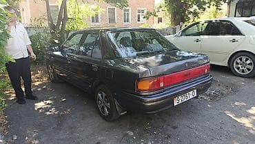 Mazda 323: 1989 г., 1.6 л, Механика, Бензин, Седан — 2