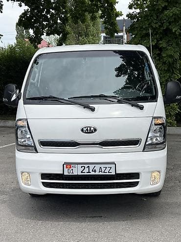 john dere: Kia BONGO: 2020 г., 2.4 л, Механика, Газ, Фургон — 2