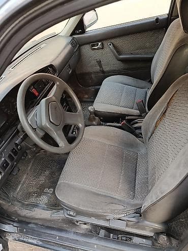 коробка опель вектра б: Mazda 626: 1990 г., 2 л, Механика, Седан — 4