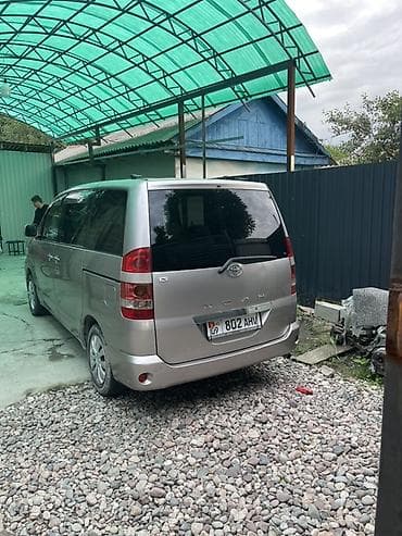 кассеты аудио: Toyota Noah: 2003 г., 2 л, Автомат, Бензин, Минивэн — 3