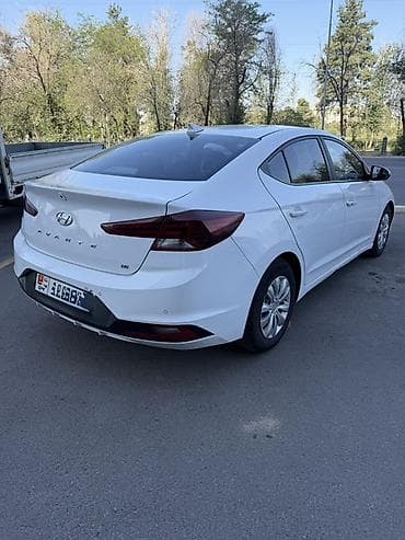 Продажа авто: Hyundai Avante: 2019 г., 1.6 л, Автомат, Бензин, Седан — 8
