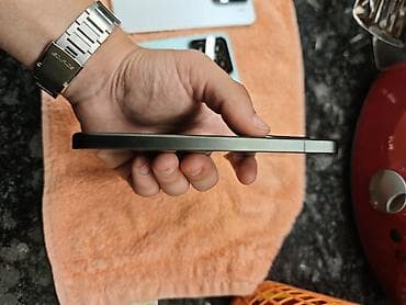 xiomi 15: Xiaomi, 15, Б/у, 256 ГБ, цвет - Черный, 2 SIM, eSIM — 3