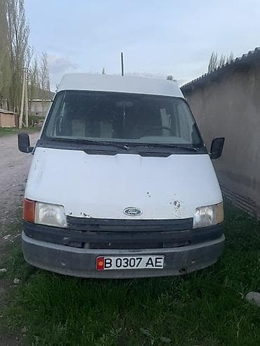 Ford Transit: 1998 г., Ручные, Дизель, Фургон