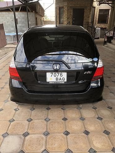 Honda Fit: 2005 г., Автомат, Бензин, Хетчбек lalafo.kg да Honda Fit: 2005 г., Автомат, Бензин, Хетчбек