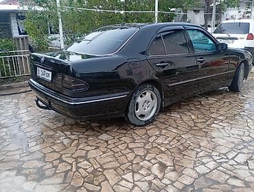 devo lasetti: Mercedes-Benz E-Class: 2001 г., Седан — 1
