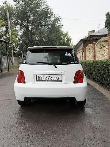 Продажа авто: Toyota Ist: 2002 г., 1.5 л, Автомат, Бензин, Хэтчбэк — 4