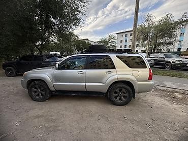 Toyota 4Runner: 2006 г., 4 л, Газ, Внедорожник — 5