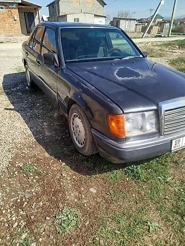мерс 100: Mercedes-Benz W124: 1990 г., 2.3 л, Механика, Седан — 5