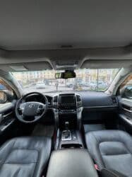 возможен обмен на дом: Toyota Land Cruiser: 2013 г., 4.6 л, Автомат, Газ, Внедорожник — 7