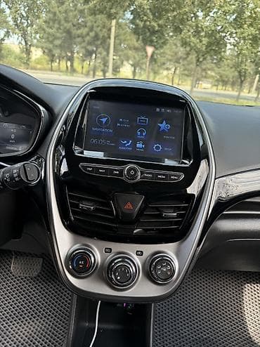 m54: Chevrolet Spark: 2017 г., 1 л, Вариатор, Бензин, Хэтчбэк — 8