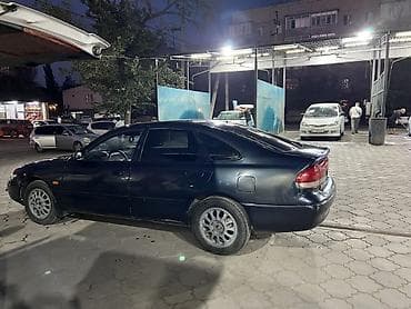 1995: Mazda 626: 1995 г., 1.8 л, Механика, Бензин, Хэтчбэк — 6