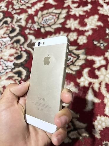 ТОРГ ИМЕТЬСЯ IPhone 5s (золото) + чехол Описание: - Смартфон Apple — 3