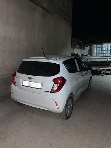 Унаа сатуу: Chevrolet Spark: 2020 г., 1 л, Вариатор, Бензин, Хетчбек — 2