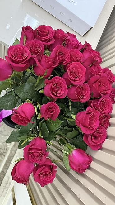 букет из шаров: Букет из ярко‑малиновых роз . Метровые💕(крупный сорт, классическая — 2
