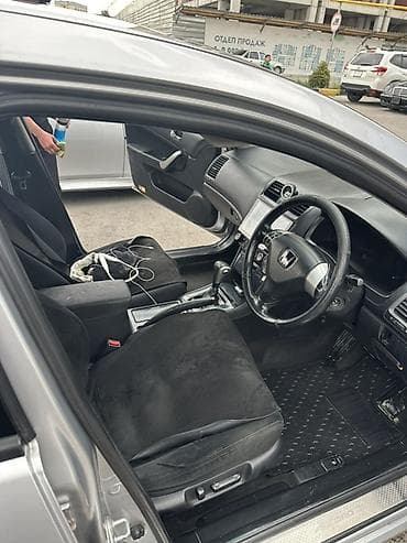 Продажа авто: Honda Accord: 2003 г., 2 л, Автомат, Газ, Универсал — 3