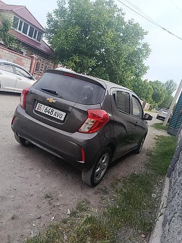 Унаа сатуу: Chevrolet Spark: 2016 г., 1 л, Автомат, Бензин, Хетчбек — 4
