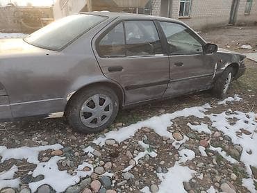 Срочно меняю на скутор! Если заинтересовало звонить. Авто не на ходу