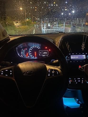 Продажа авто: Chevrolet Spark: 2017 г., Хэтчбэк — 5