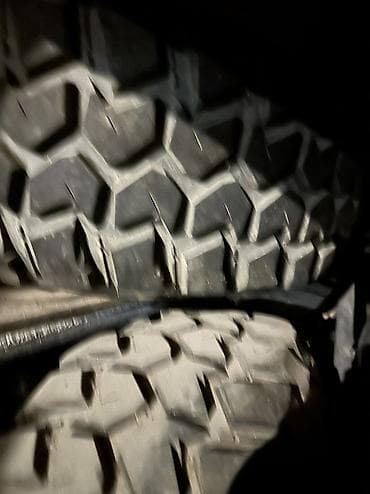 балон для углекислоты: Шины 265 / 75 / R 15, Всесезонная, Б/у, Комплект, Внедорожные (АТ/МТ), Германия, Kapsen — 2