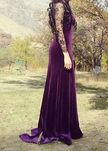 samsung 03: Вечернее платье в пол из благородного бархата глубокого фиолетового — 1