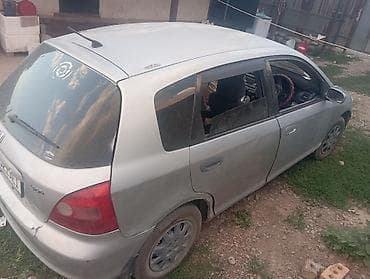 mini cuper: Honda Civic: 2002 г., Хэтчбэк — 3