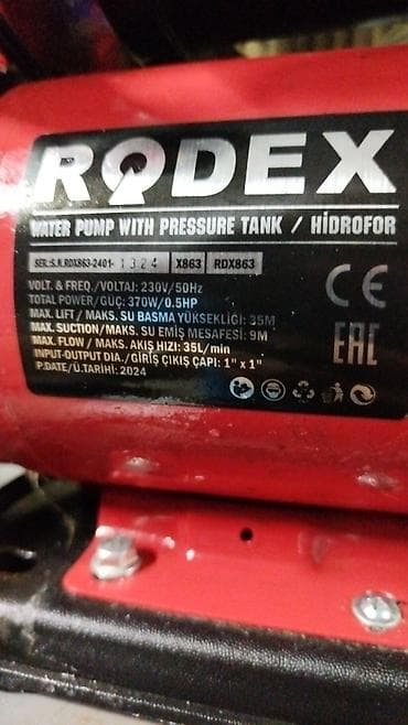Все для дома и сада: Водяной насос RODEX RDX863 с напорным баком (гидрофор) - Тип — 4