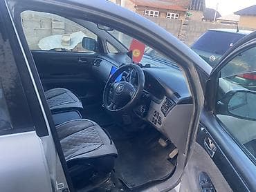 kia k5 2012: Toyota Ipsum: 2001 г., Газ, Минивэн — 1