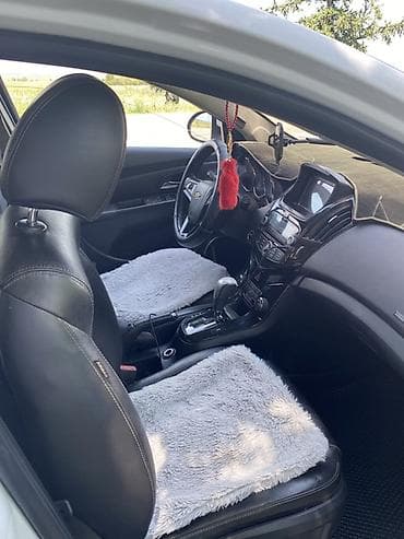маркрвь на корм: Chevrolet Cruze: 2016 г., 1.4 л, Автомат, Бензин, Седан — 4
