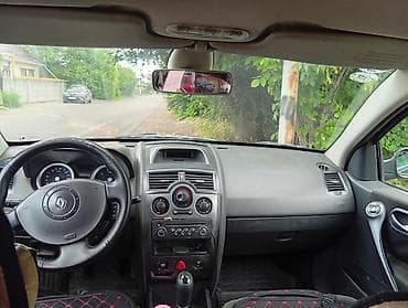 sp 4: Renault Megane: 2005 г., 1.6 л, Механика, Бензин, Седан — 1