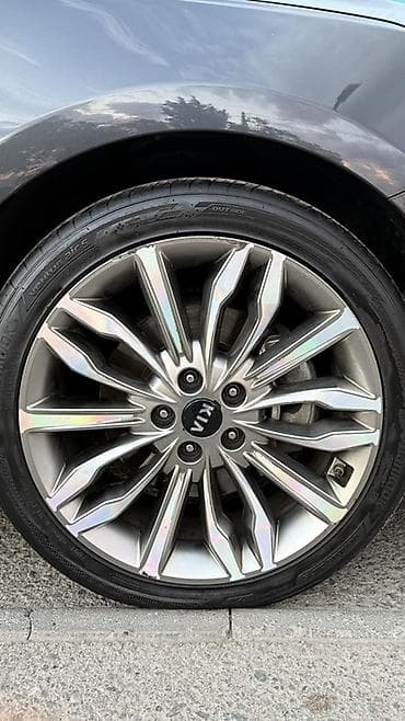 byd e7: Элегантный седан бизнес‑класса с выразительным дизайном и просторным — 9