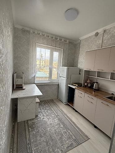 квартира для девушек: 2 комнаты, 55 м², 105 серия, 2 этаж, Евроремонт — 2