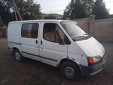 взломка фура: Ford Transit (поколение 1992‑е), цельнометаллический, белый цвет — 6