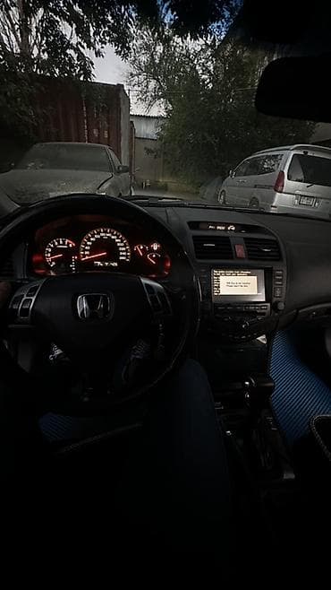 4: Honda Accord: 2004 г., 2.4 л, Автомат, Бензин, Седан — 8