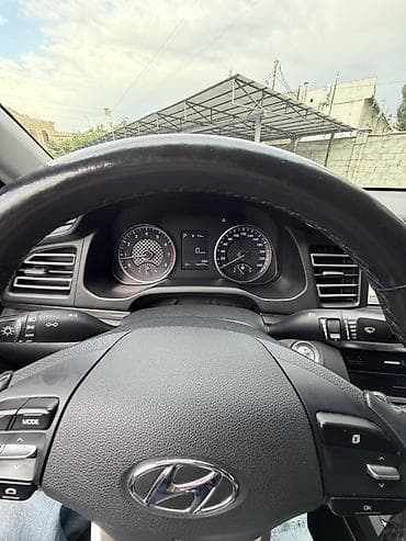 бампер рх: Hyundai Avante: 2018 г., 1.6 л, Автомат, Бензин — 3