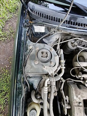 1: Mazda 323: 1998 г., 1.5 л, Ручные, Бензин, Седан — 9