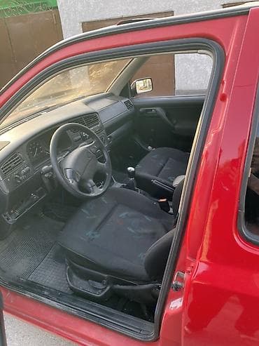 daihatsu terios: Volkswagen Golf: 1995 г., 1.8 л, Механика, Бензин, Хэтчбэк — 6