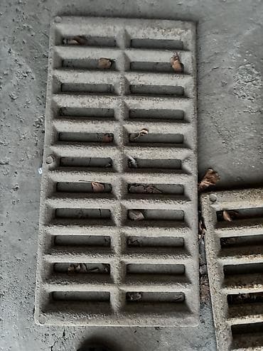 чугунные люк: Чугунные решетки для ливневого водоотвода - Материал: чугун, высокая — 3