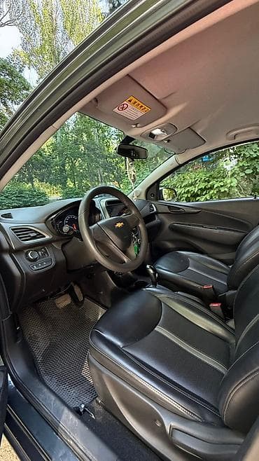 ravon spark: Chevrolet Spark: 2019 г., 1 л, Бензин — 9