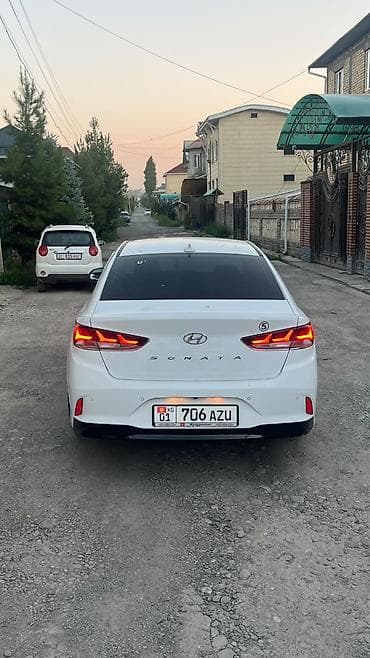 santa fe 4: Hyundai Sonata: 2023 г., 2 л, Автомат, Газ, Седан — 4