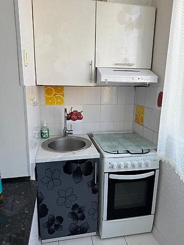 сдам 2 комнатную квартиру на длительный срок рядом джал бишкек: 2 комнаты, Собственник — 8