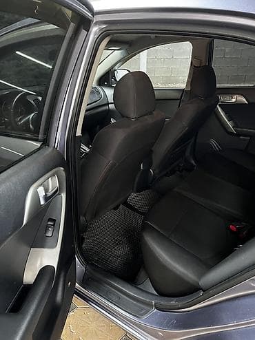 Продажа авто: Kia Cerato: 2009 г., 1.6 л, Автомат, Бензин, Седан — 7