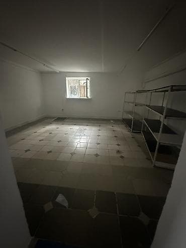 Коммерциялык мүлк: Помещение свободного назначения - Просторные комнаты с окнами — 1