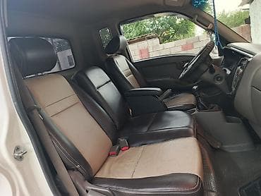 Жеңил жүк ташуучу унаа, Hyundai, Стандарт, 2 т, Колдонулган — 10