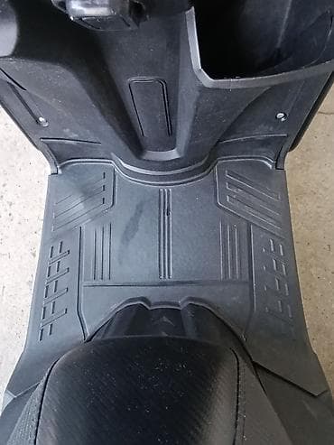 маленький мопед: Скутер Танк, тормоза дисковые,12 колёса, сигнализация, всё работает,не — 6