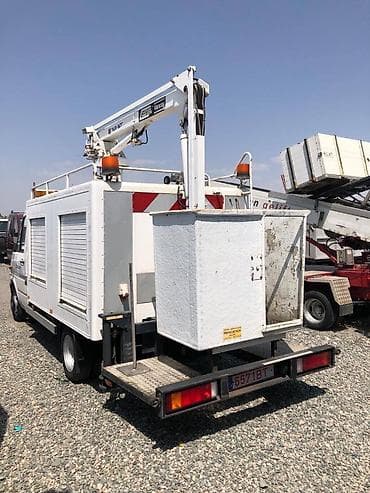 mtz 82 1: Автовышка, 1998 г., 12 м — 5