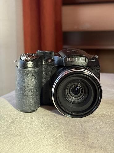 детский фотоаппарат с моментальной печатью: Fujifilm FinePix S – универсальная суперзум-камера с большим хватом и — 10