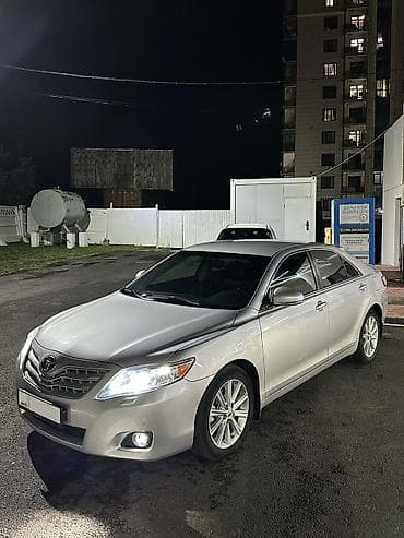 2011: Toyota Camry: 2011 г., 2.4 л, Автомат, Бензин, Седан — 2