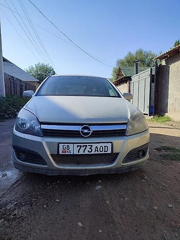 Opel Astra: 2005 г., 1.6 л, Механика, Бензин, Хэтчбэк — 3