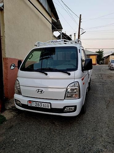 100 с4: Легкий грузовик, Hyundai, Стандарт, До 1 т, Б/у — 1